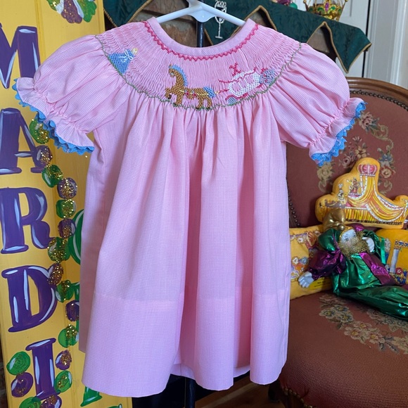 Banbury Cross Other - Banbury Cross Infant Girls Smocked Dress Size 6 months